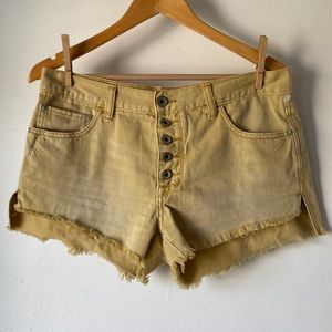 Free people 27 Runaway Distressed Short